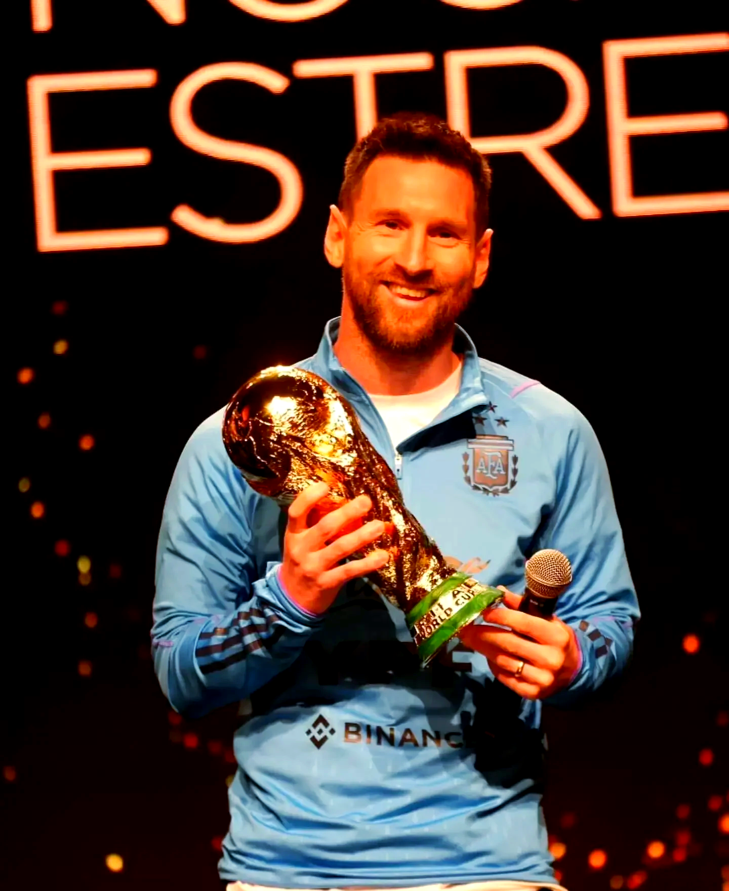 阿根廷选手奋力拼搏取得进步的简单介绍