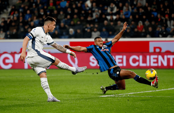 乌迪内斯客场战平对手，尽显团队合作精神的简单介绍