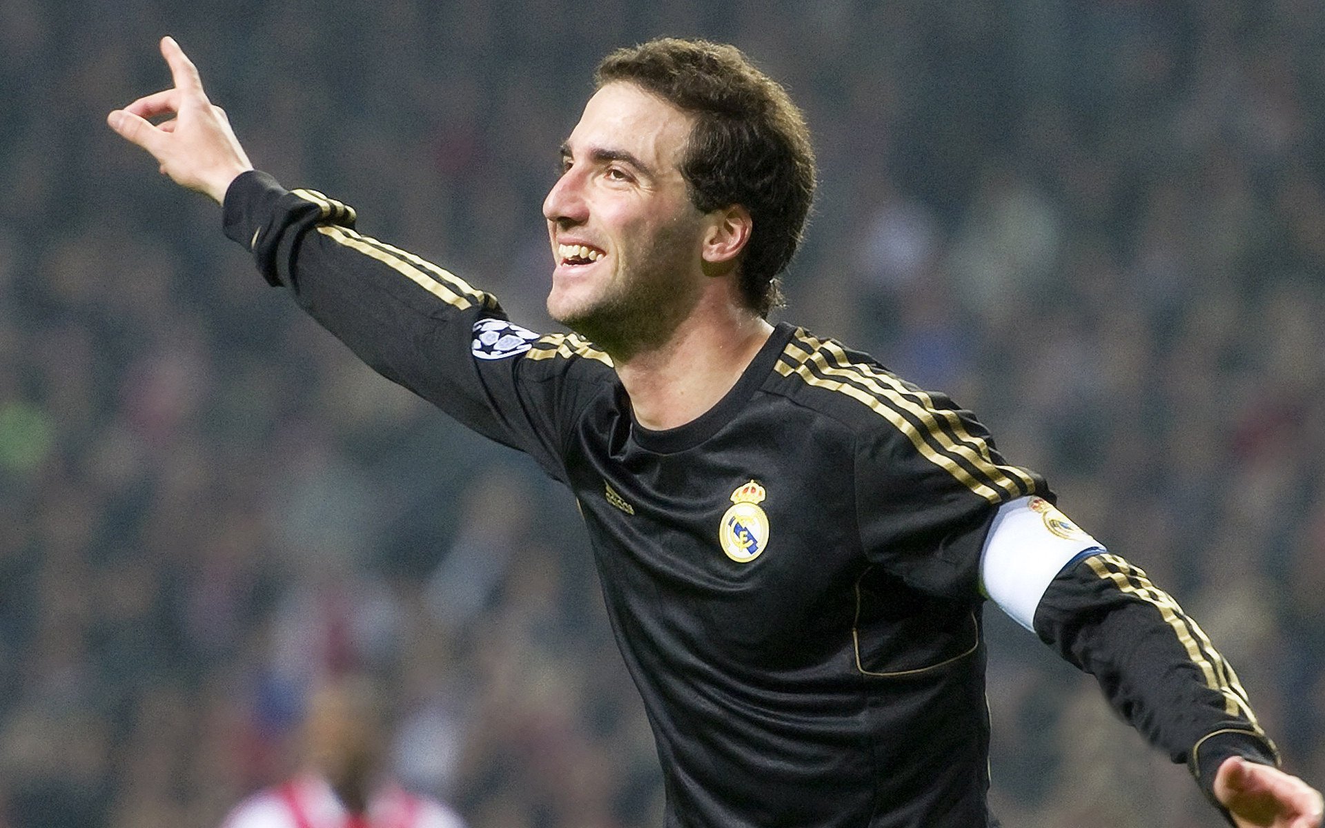 开云体育中国-奥运周期关键战之夜，迪亚斯打出统治级数据